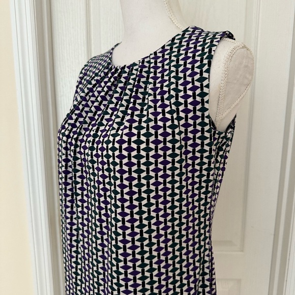 NWT Calvin Klein Woman’s Sleeveless Geometric Blouse Top, Sz PM - Picture 3 of 11